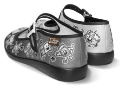 Chocolaticas Cartoon -Fashion Shoe Store Cartoon3